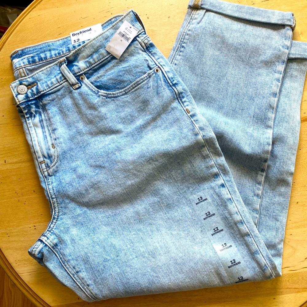 Old Navy Stone Washed Women's Boyfriend Jeans Size 12 Brand New with Tags
